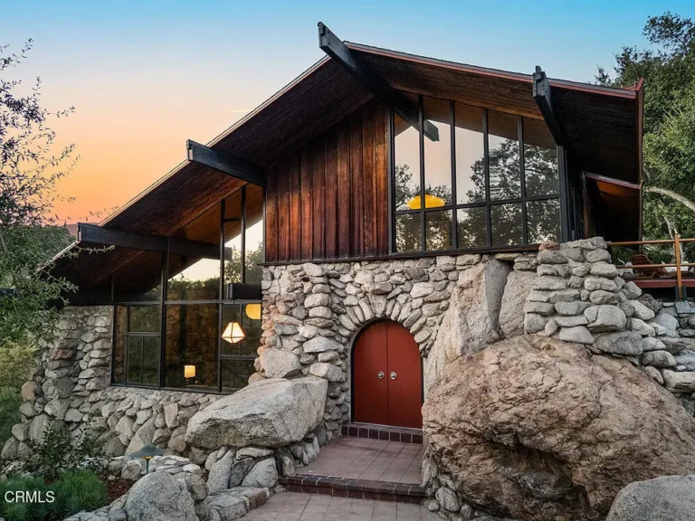 Altadena: ‘Boulder Crest’ | Rich Michalowski • Los Angeles Real Estate