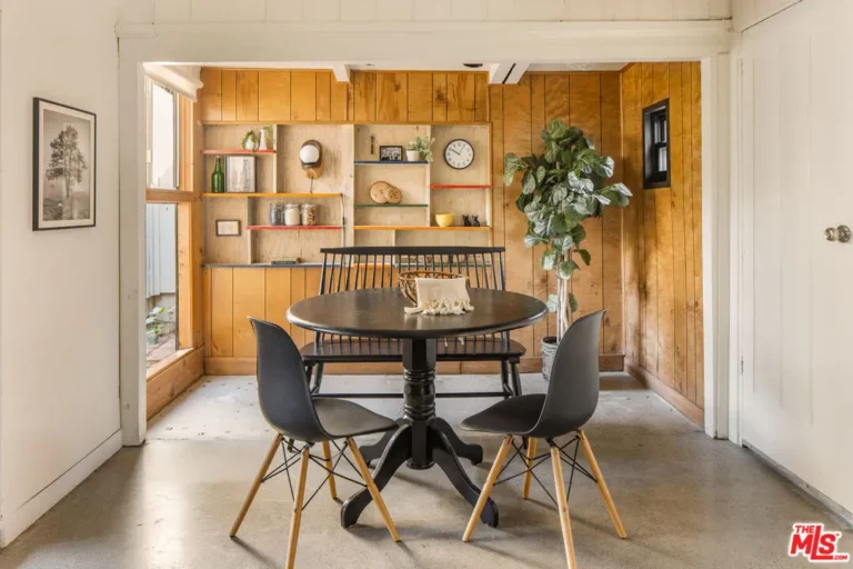 Tujunga Hills: Mid Century Retreat | Rich Michalowski • Los Angeles Real Estate