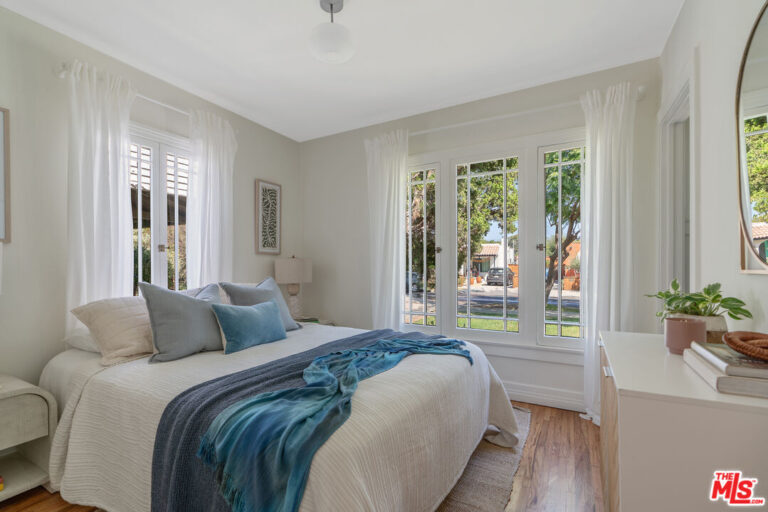 Atwater Spanish Bungalow (cute as pie) | Rich Michalowski • Los Angeles Real Estate