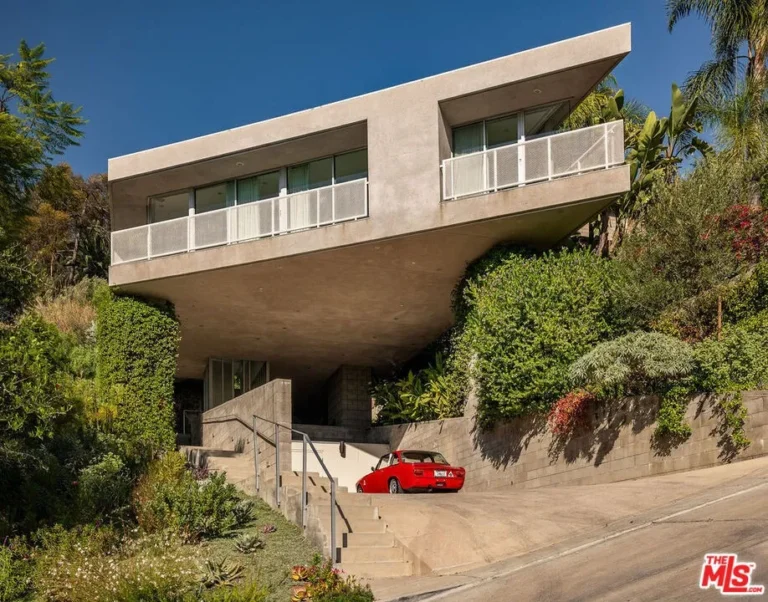 Silver Lake: House on Six Legs | Rich Michalowski • Los Angeles Real Estate