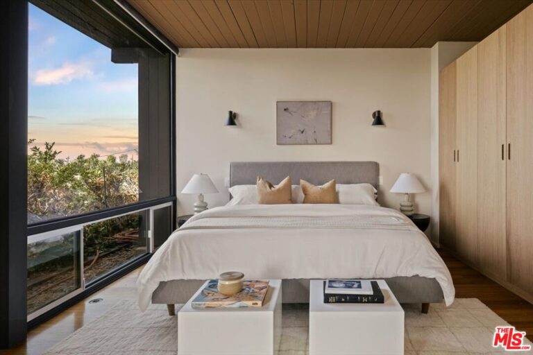 Mid-century Modern in Highland Park | Rich Michalowski • Los Angeles Real Estate