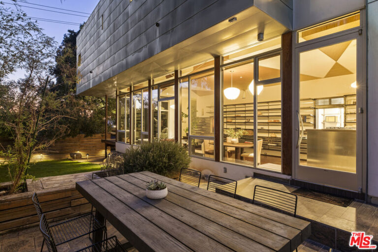 San Rafael Hills: Striking Architectural | Rich Michalowski • Los Angeles Real Estate