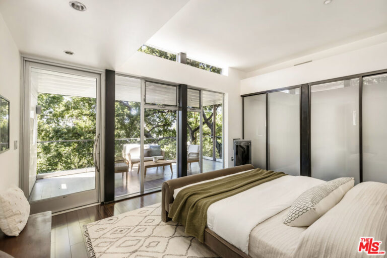 San Rafael Hills: Striking Architectural | Rich Michalowski • Los Angeles Real Estate