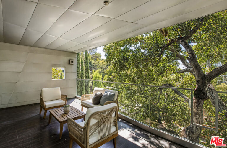 San Rafael Hills: Striking Architectural | Rich Michalowski • Los Angeles Real Estate